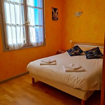 Le Cheylet Hotel Apchon