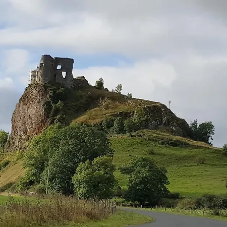 Le Cheylet Hotel Apchon